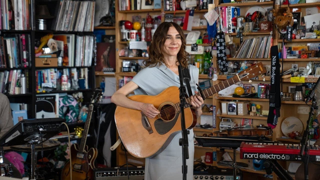 PJ Harvey still