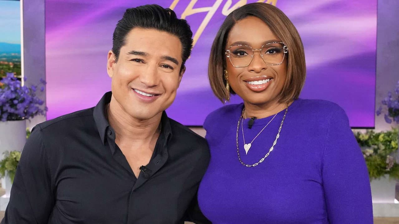 Mario Lopez still