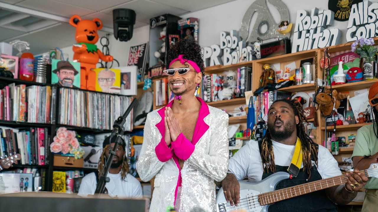 Durand Bernarr still