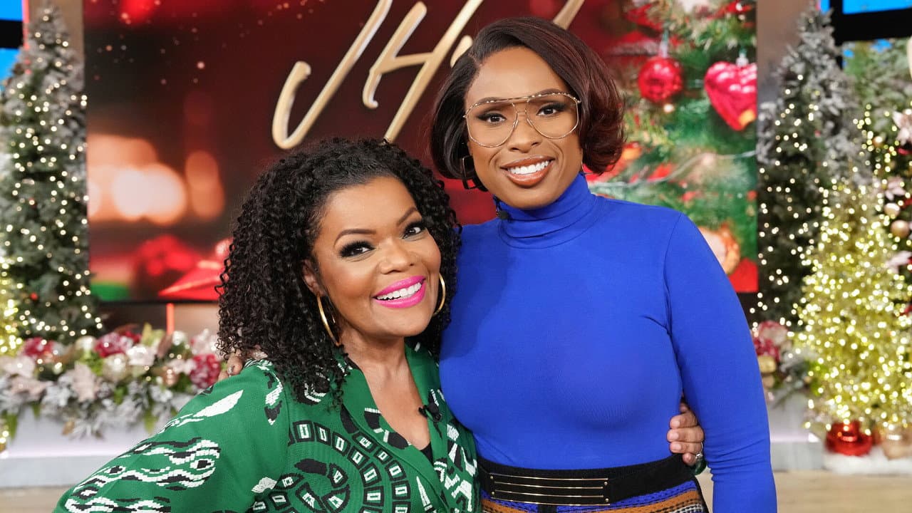 Yvette Nicole Brown still