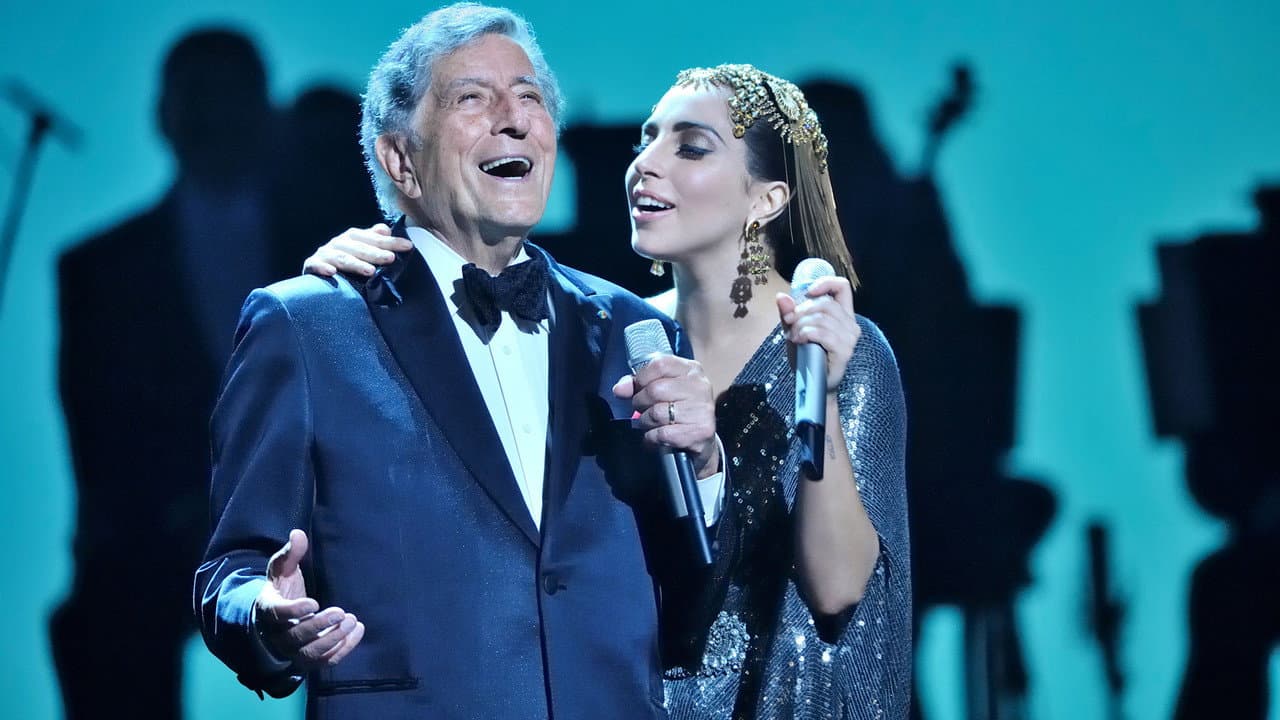 Tony Bennett & Lady Gaga: Cheek to Cheek LIVE! still