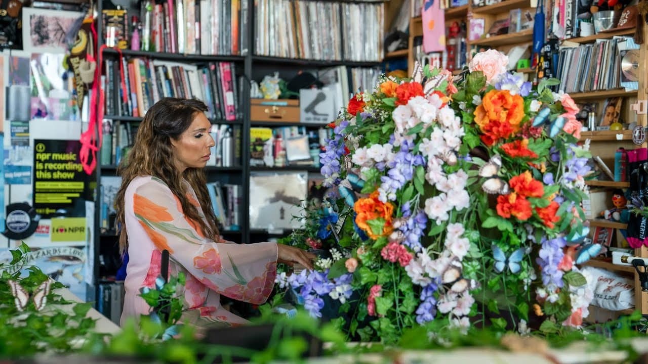 Lara Downes still